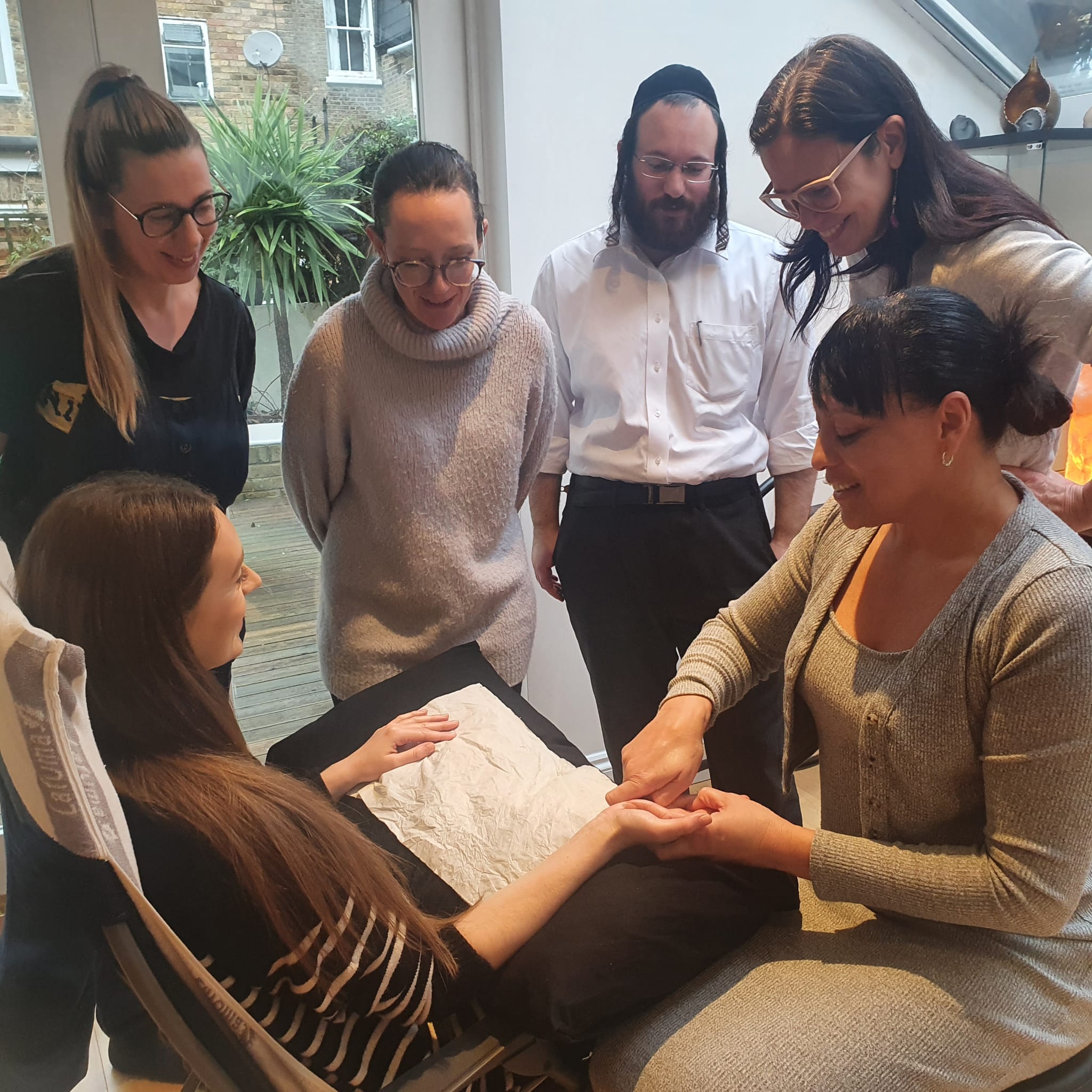 Amanda hand reflexology